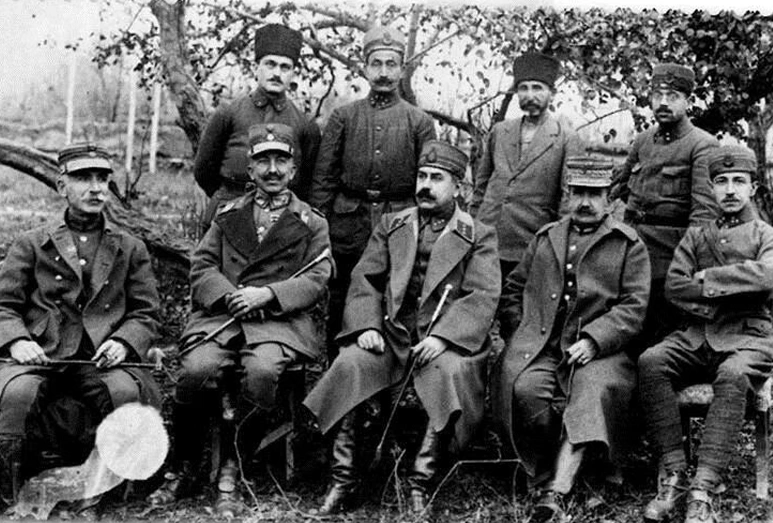Atatürk’ün Esir Aldığı Yunan General  Nikolaos Trikupis